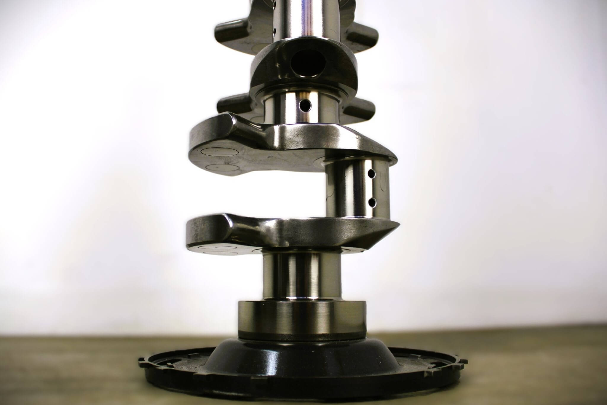 Crankshaft Table - Automotive Decor, Man Cave Furniture, Steampunk Decor, Round Table - Ben's Auto Decor