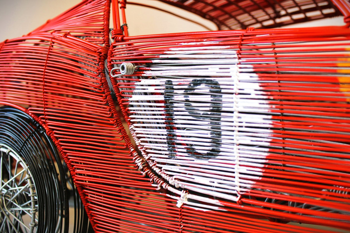 Ferrari 250 GTO No. 19 — Kinetic Wire Sculpture - Ben's Auto Decor