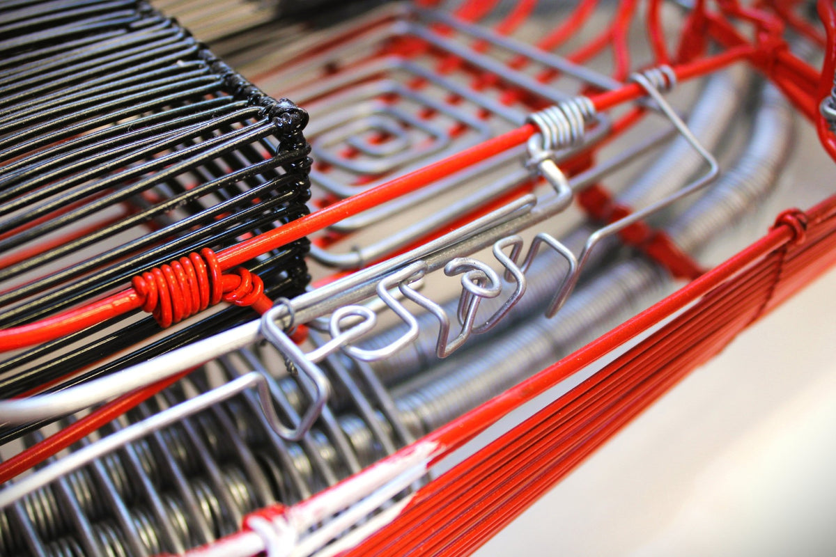Ferrari 250 GTO No. 19 — Kinetic Wire Sculpture - Ben's Auto Decor