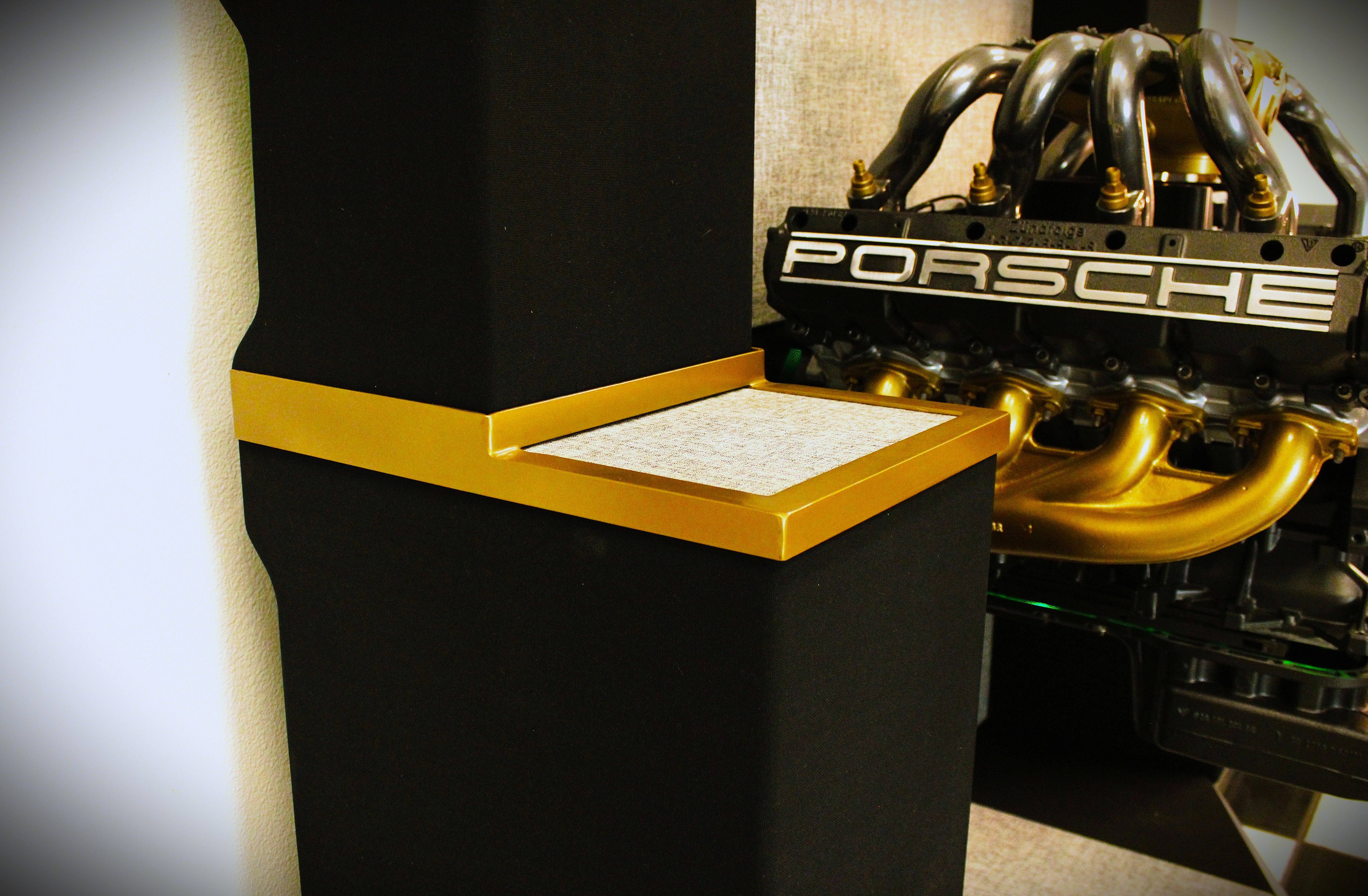 Hand-built Porsche 928 Wall of Sound by Ben's Automotive Decor