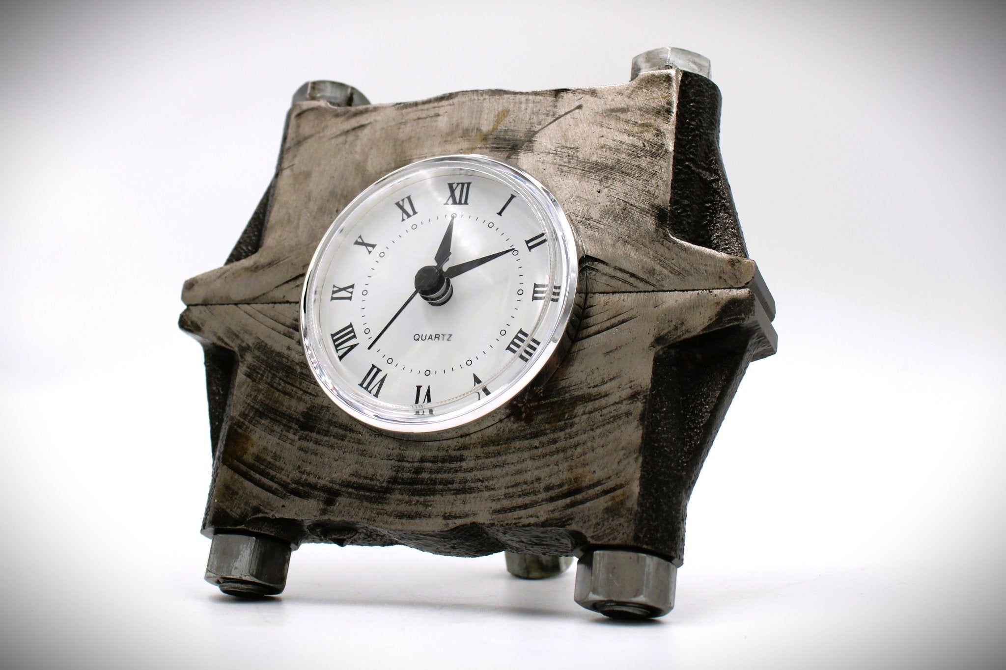 Crankshaft Cap Clock - Steampunk Clock, Unique Gift for Car Lovers - Ben's Auto Decor