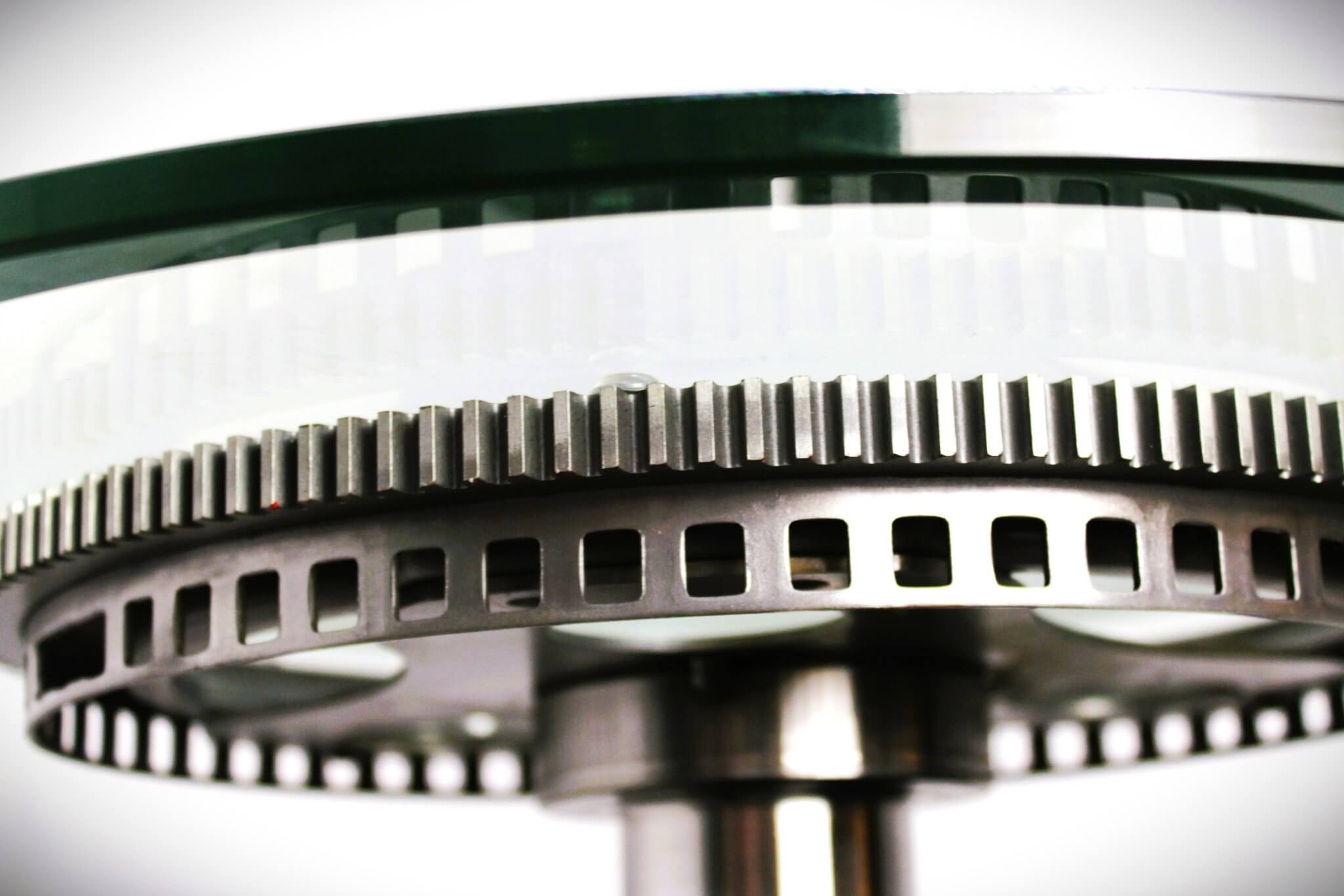 Crankshaft Table - Automotive Decor, Man Cave Furniture, Steampunk Decor, Round Table - Ben's Auto Decor