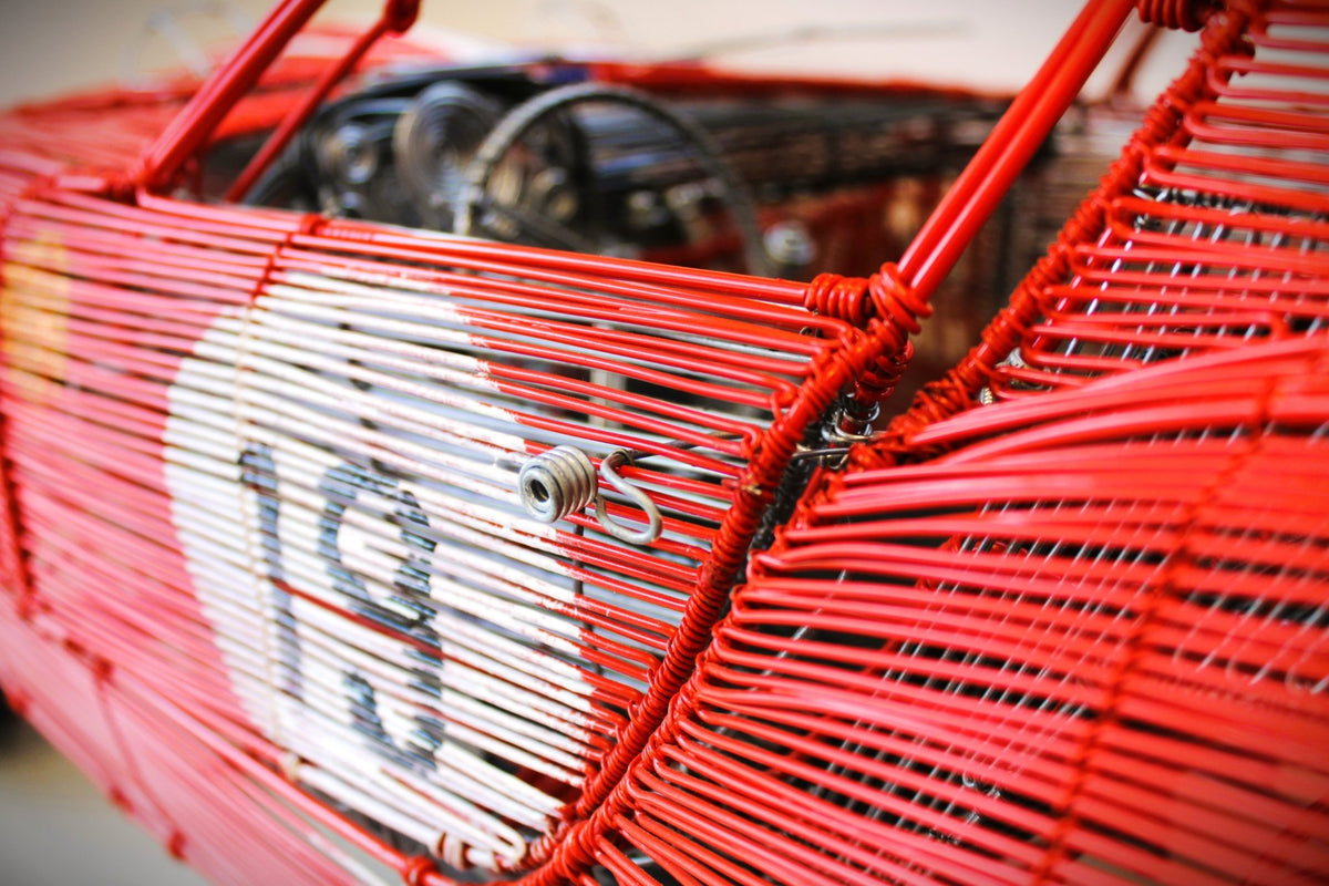 Ferrari 250 GTO No. 19 — Kinetic Wire Sculpture - Ben's Auto Decor