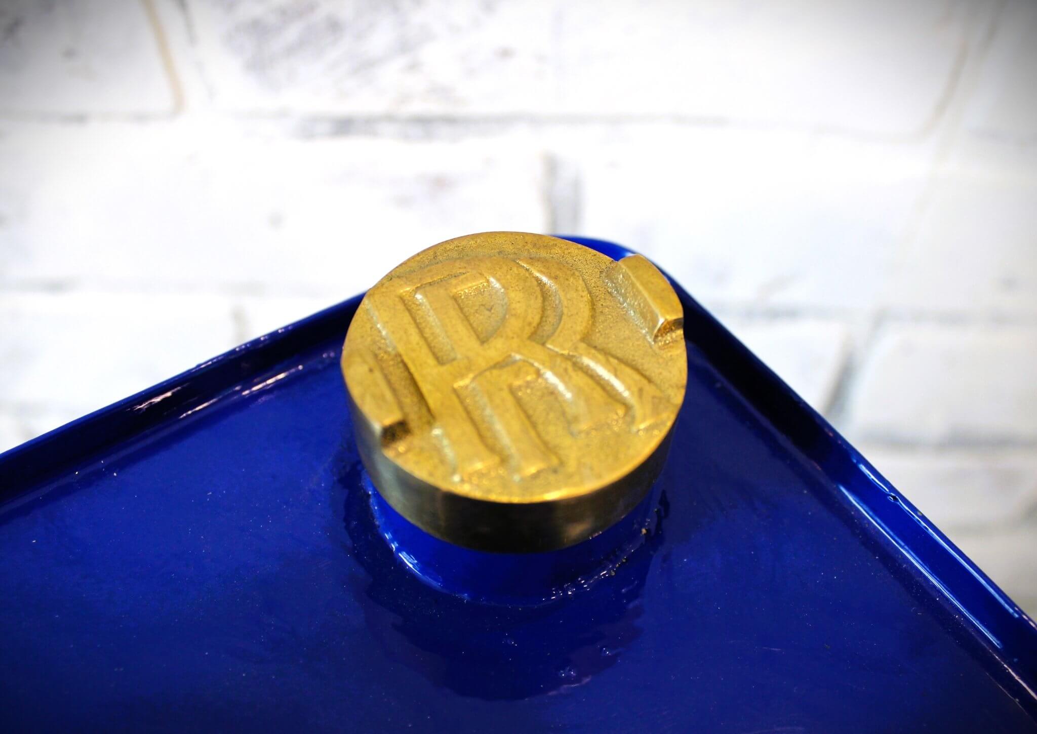 Rolls - Royce Vintage - Style Rectangular Fuel Can – Hand - Painted & Limited Edition - Ben's Auto Decor