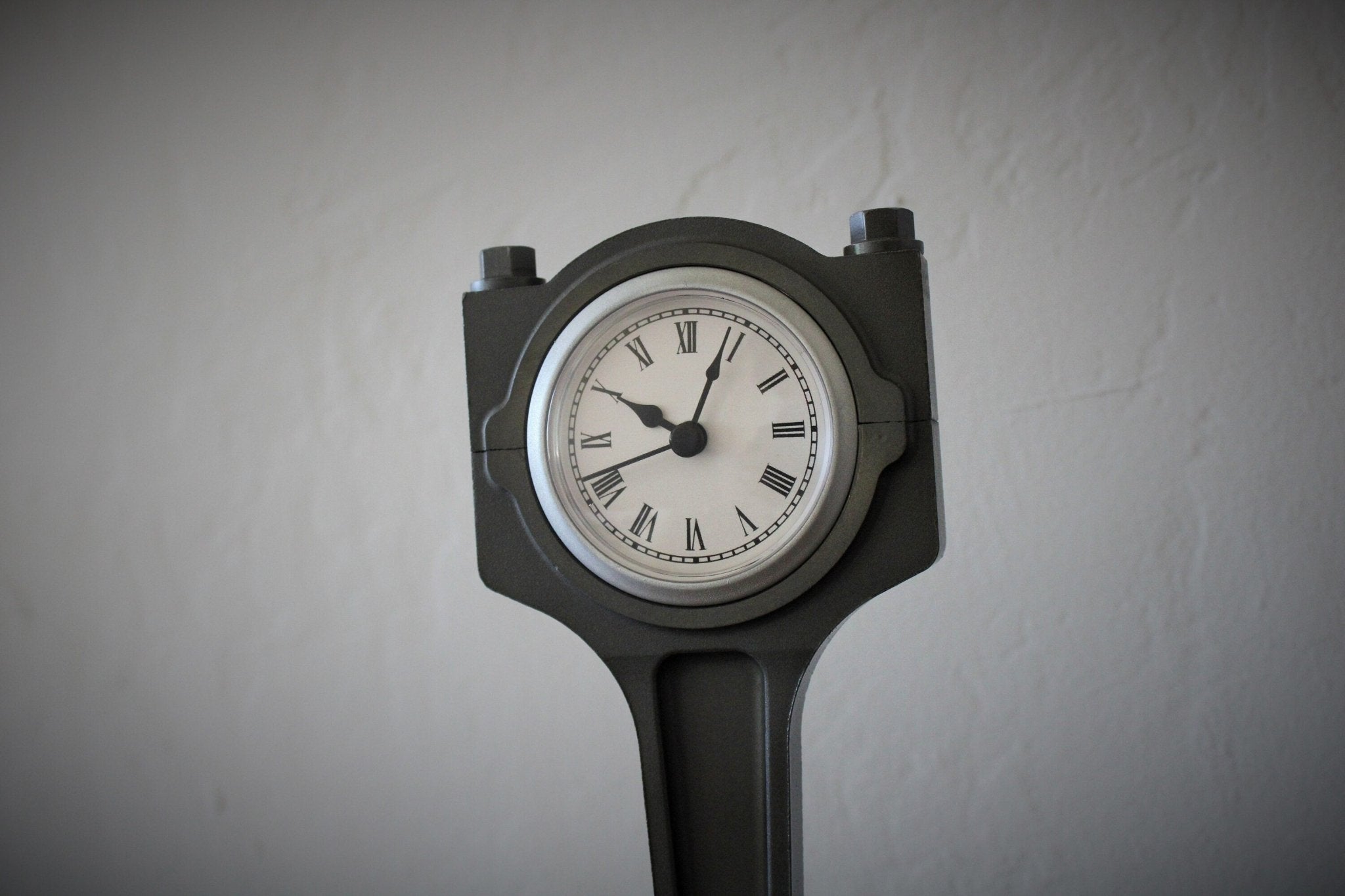 Jaguar Car Piston Clock - Customizable Automotive Decor, Gift for British Car Fans - Ben's Auto Decor